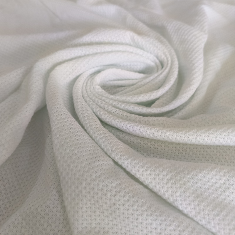 Beyaz%20Petek%20Lacoste%20Penye%20Kumaş%20-%20En:180cm%20Boy:60cm