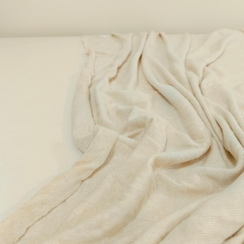 Zara%20Ekru%20Triko%20Penye%20Kumaş%20-%20En:160cm%20Boy:50cm