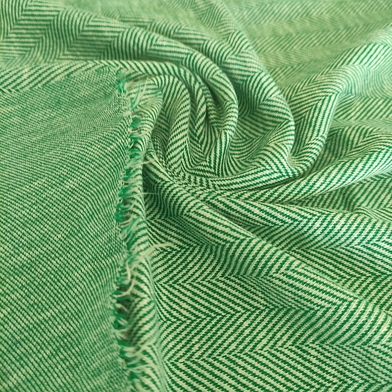 Zara Yeşil Jakarlı Triko Penye Kumaş - En:170 Boy:170cm